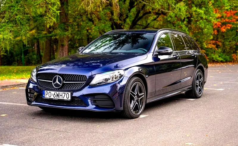 Gdzie znajduje się czujnik NOx w Mercedesie W205? Oto pełny przewodnik!