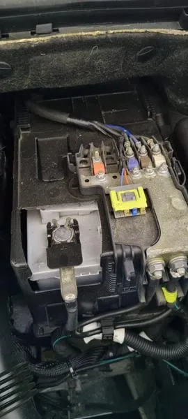 Wymiana akumulatora Citroen